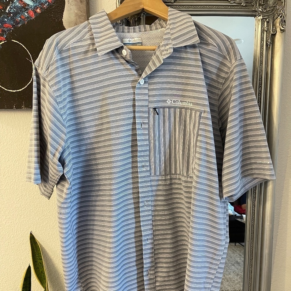 COLUMBIA Omni Shade button down L - Picture 4 of 6